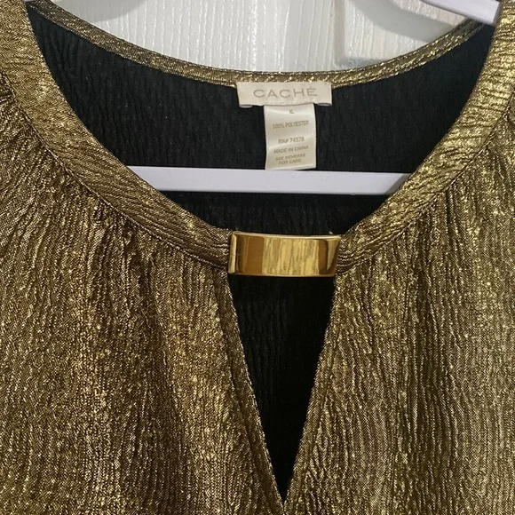 Gold Shimmer Top✨ - Picture 3 of 4